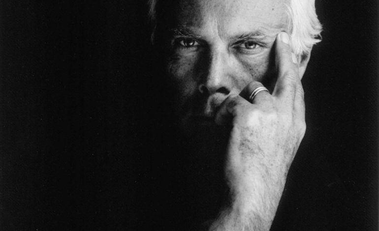 Se apaga el estilo eterno de Giorgio Armani
