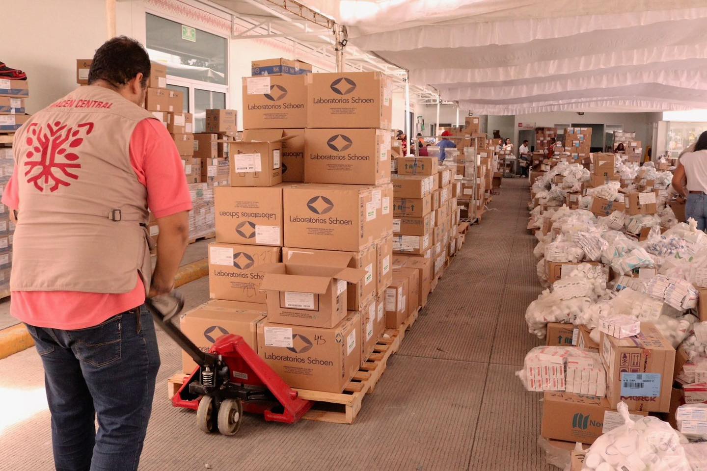 Inicia Secretaría de Salud distribución de medicamentos de primer nivel en Guerrero