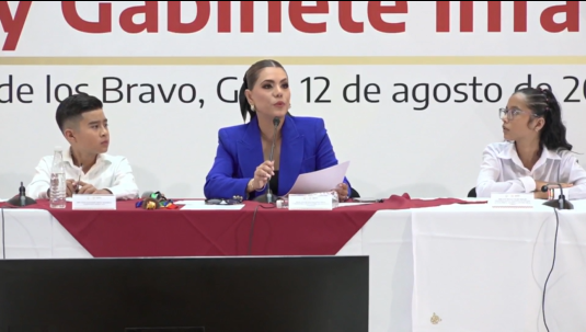 E. Salgado preside la Toma de Protesta Gobernador y Gabinete Infantil 2025 en Chilpancingo, Gro