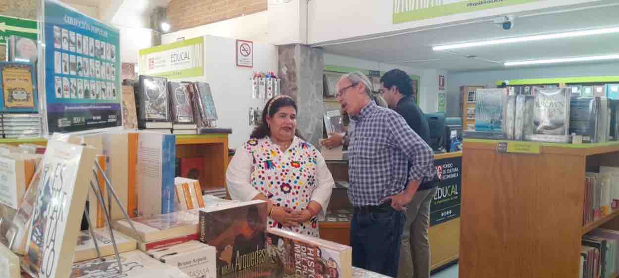 Con más de 3,000 libros, reabren librería EDUCAL en el corazón cultural de Acapulco
