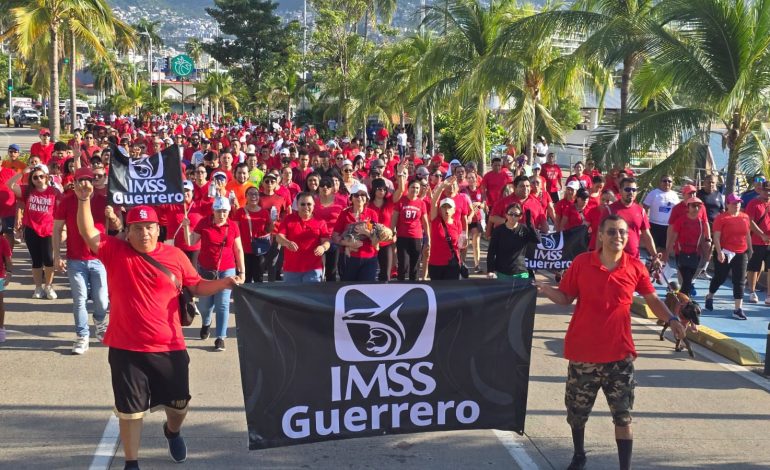 IMSS Guerrero realiza caminata por el Día Mundial del Corazón en Acapulco