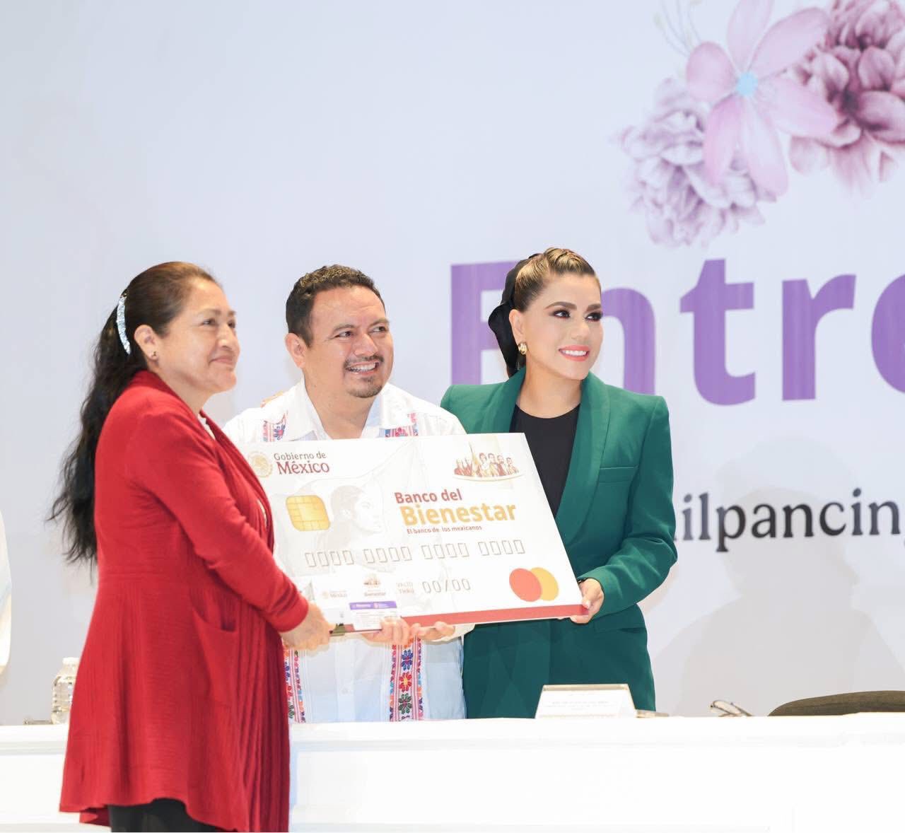 Opinión Zona Cero: Gobierno de E. Salgado presente en las regiones de Guerrero