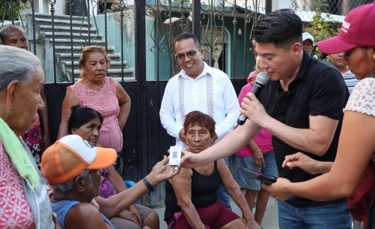 Morena Guerrero avanza en su organización interna con entrega de credenciales a la militancia