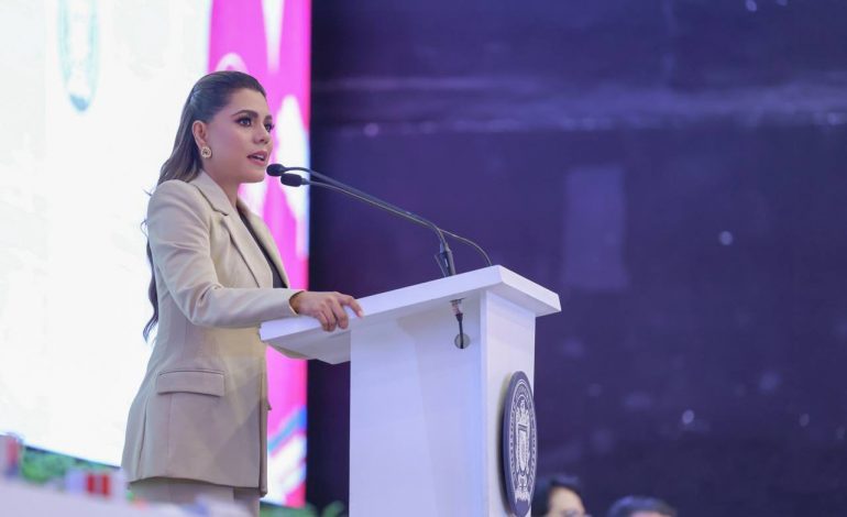 Evelyn Salgado destaca papel de la UAGro como motor de movilidad social en Guerrero