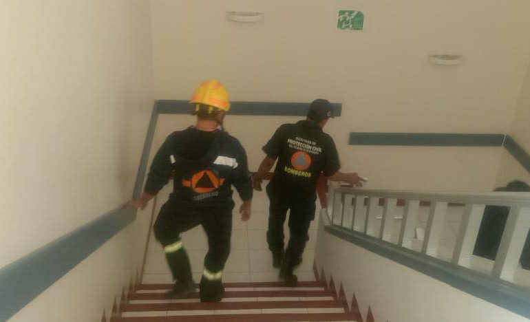 Autoridades estatales realizan recorridos de verificación tras sismo con epicentro en San Marcos