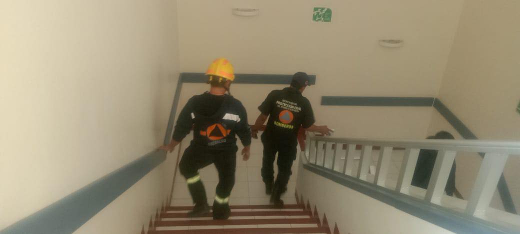 Autoridades estatales realizan recorridos de verificación tras sismo con epicentro en San Marcos