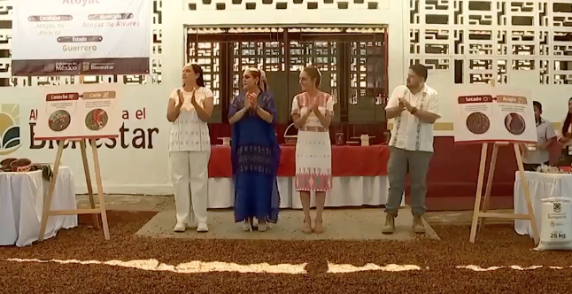 Evelyn Salgado participa en Asamblea de Pequeñas Productoras y Productores de Café en Atoyac