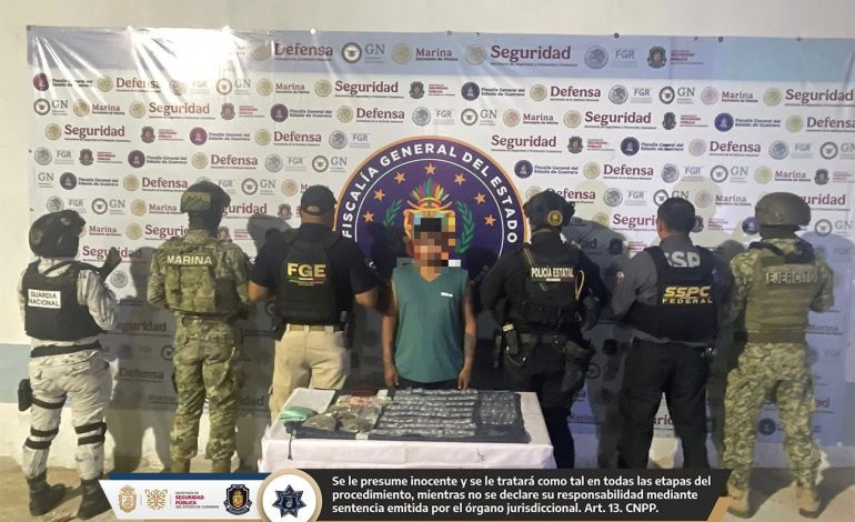 Detienen a presunto narcomenudista en La Venta; aseguraron dosis de droga y efectivo
