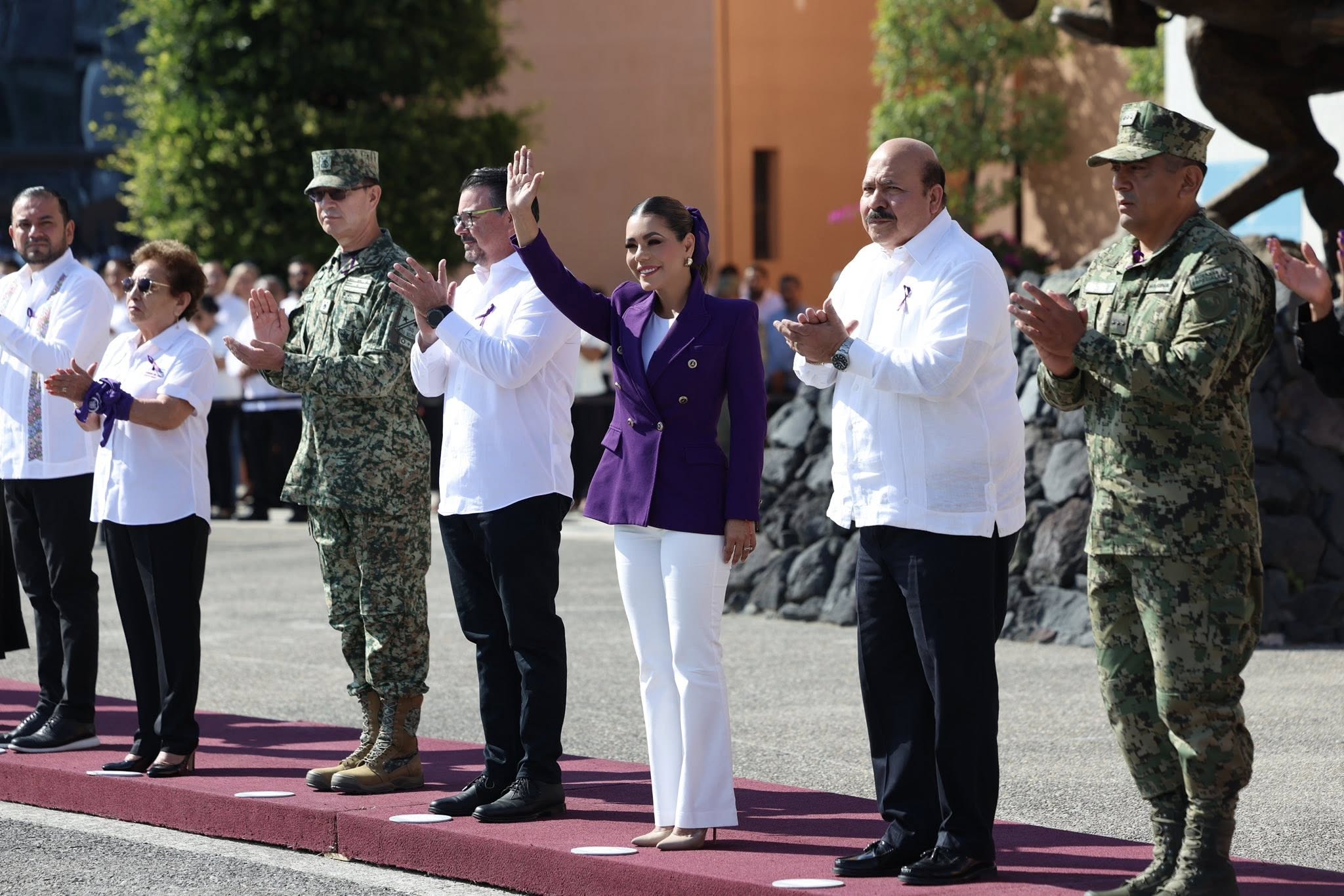 Evelyn Salgado encabeza ceremonia cívica en Guerrero y destaca la lucha de las mujeres