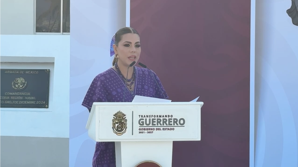 Evelyn Salgado Pineda preside ceremonia en conmemoración del 8M en Acapulco